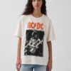 Maglietta con stampa Ac/Dc dal taglio comodo