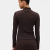 Maglione a collo alto corto a costine pointelle