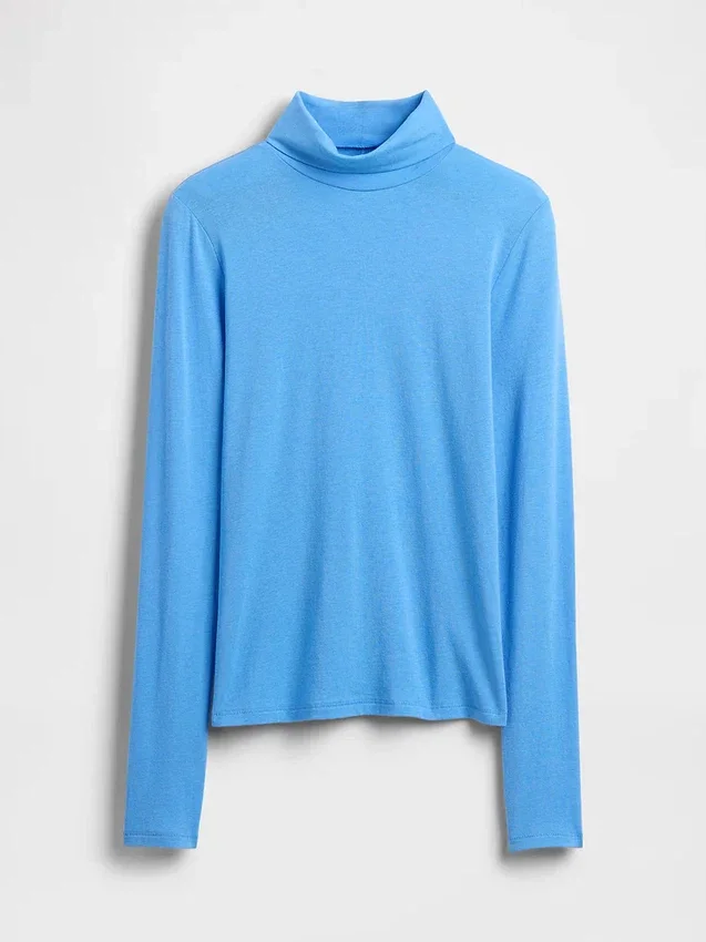 Maglione a collo alto leggerissimo