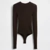 Maglione a coste trasparente
