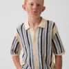 Maglione a righe all’uncinetto per bambini