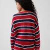 Maglione a righe oversize all’uncinetto per bambini