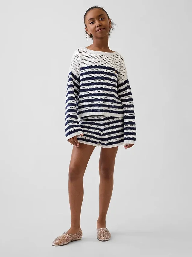Maglione a righe oversize all’uncinetto per bambini