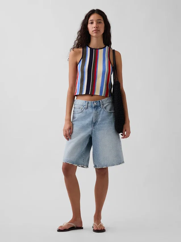 Maglione con scollo all’americana a righe in 100% cotone