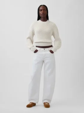 Maglione corto con maniche a campana in 100% cotone