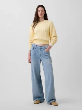 Maglione corto con maniche a campana in 100% cotone