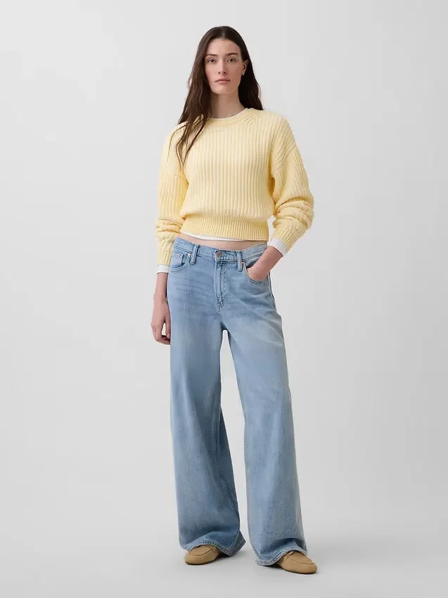 Maglione corto con maniche a campana in 100% cotone