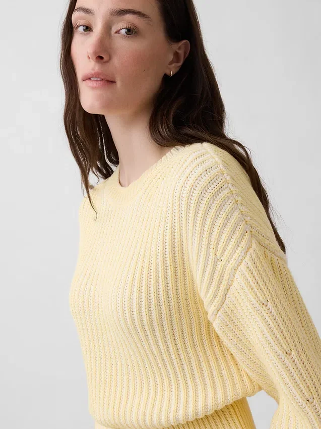 Maglione corto con maniche a campana in 100% cotone