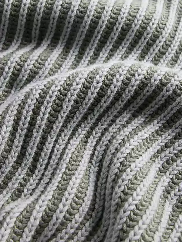 Maglione corto con maniche a campana in 100% cotone