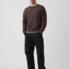 Maglione corto dal taglio morbido con collo rotondo