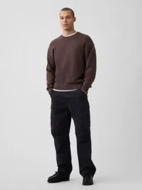 Maglione corto dal taglio morbido con collo rotondo