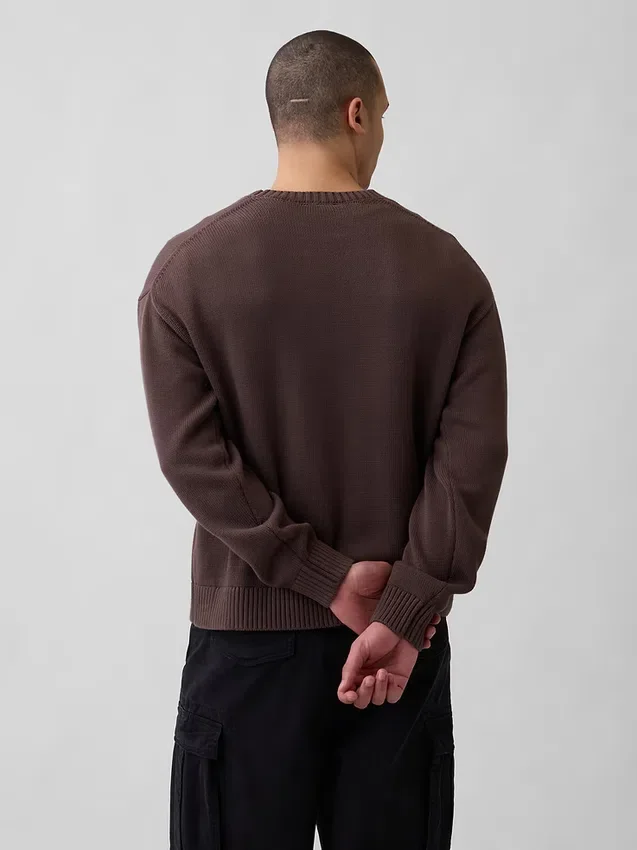 Maglione corto dal taglio morbido con collo rotondo