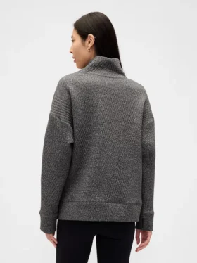 Maglione GapFit in maglia jacquard trapuntata con collo a imbuto