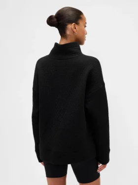 Maglione GapFit in maglia jacquard trapuntata con collo a imbuto