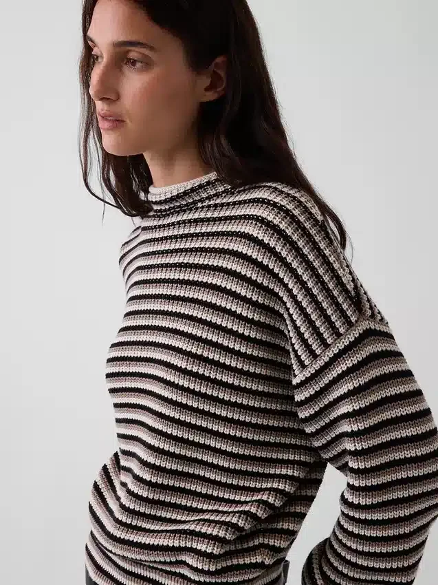 Maglione oversize a collo alto in 100% cotone