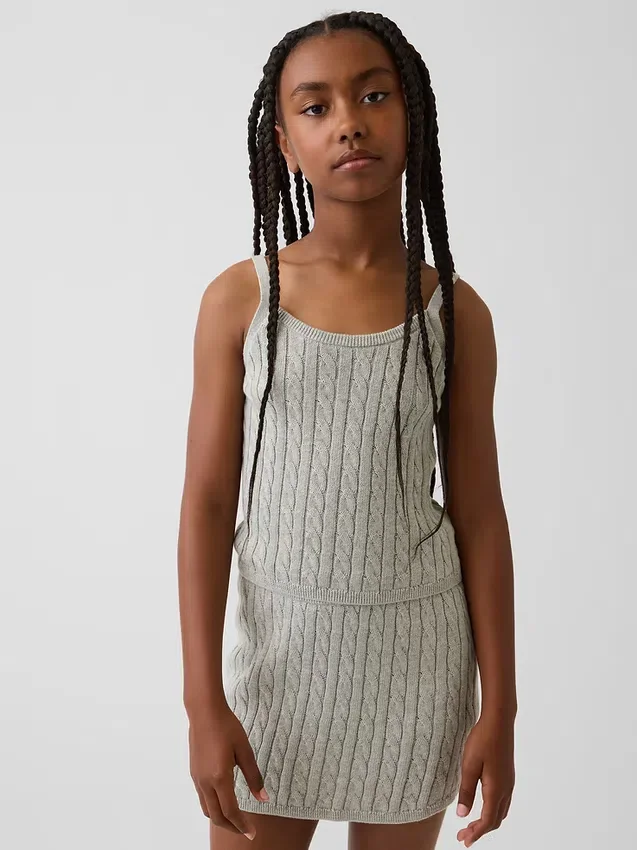 Maglione per bambini in maglia a trecce