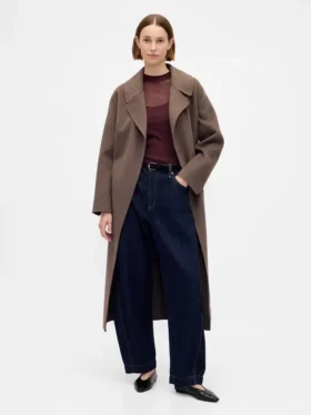 Maglione trasparente a collo alto