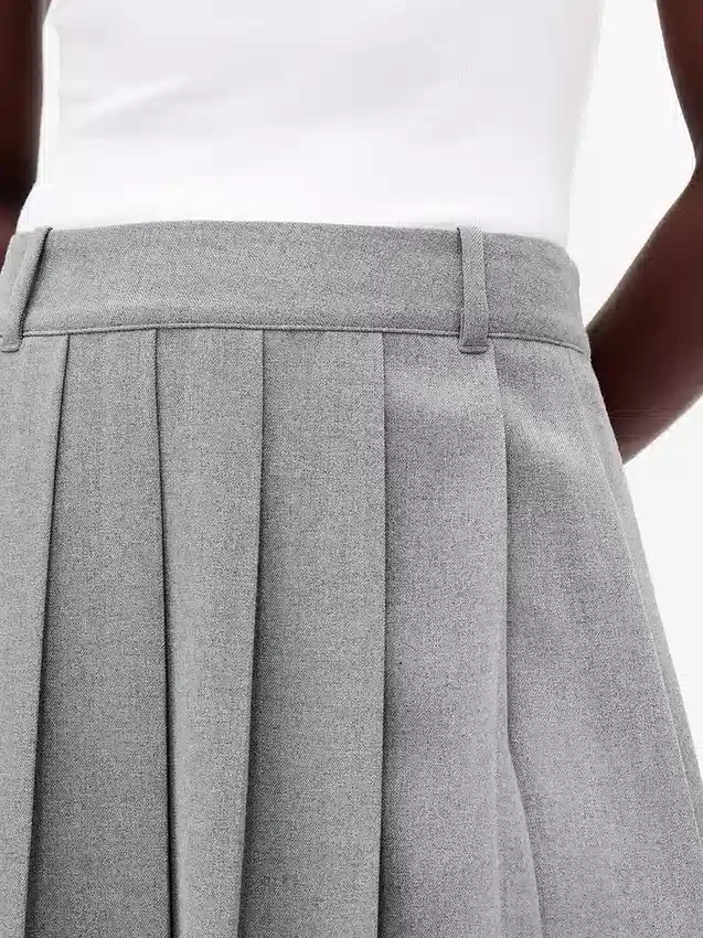 Mini gonna-pantaloncino a pieghe
