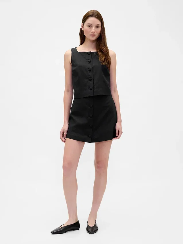 Mini gonna-pantaloncino con bottoni sul davanti in misto lino