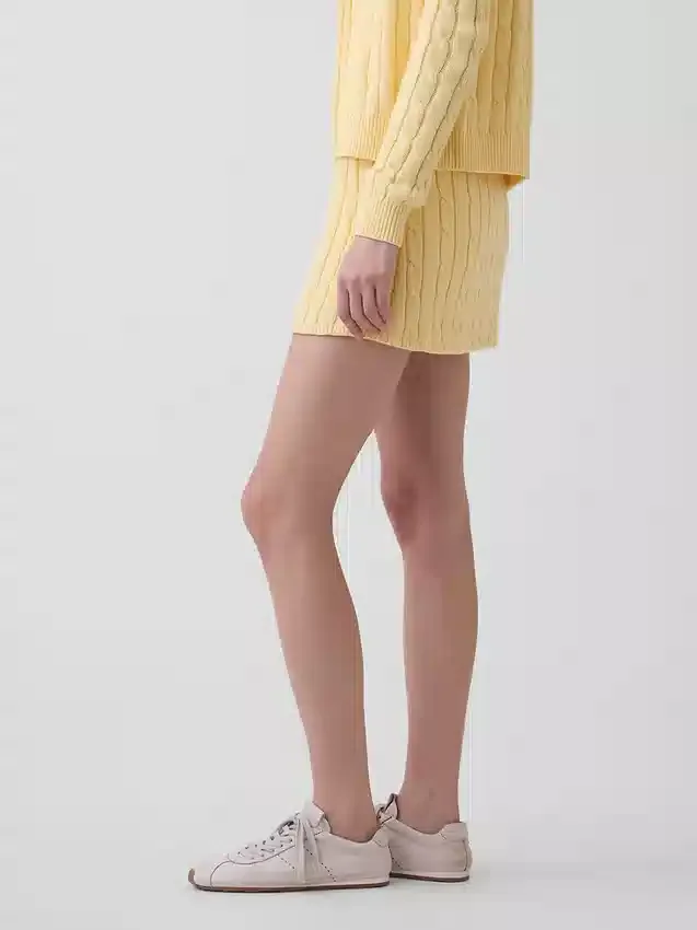 Mini gonna-pantaloncino in maglia a trecce 100% cotone