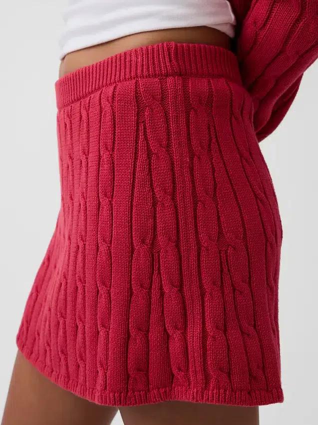 Mini gonna-pantaloncino in maglia a trecce 100% cotone