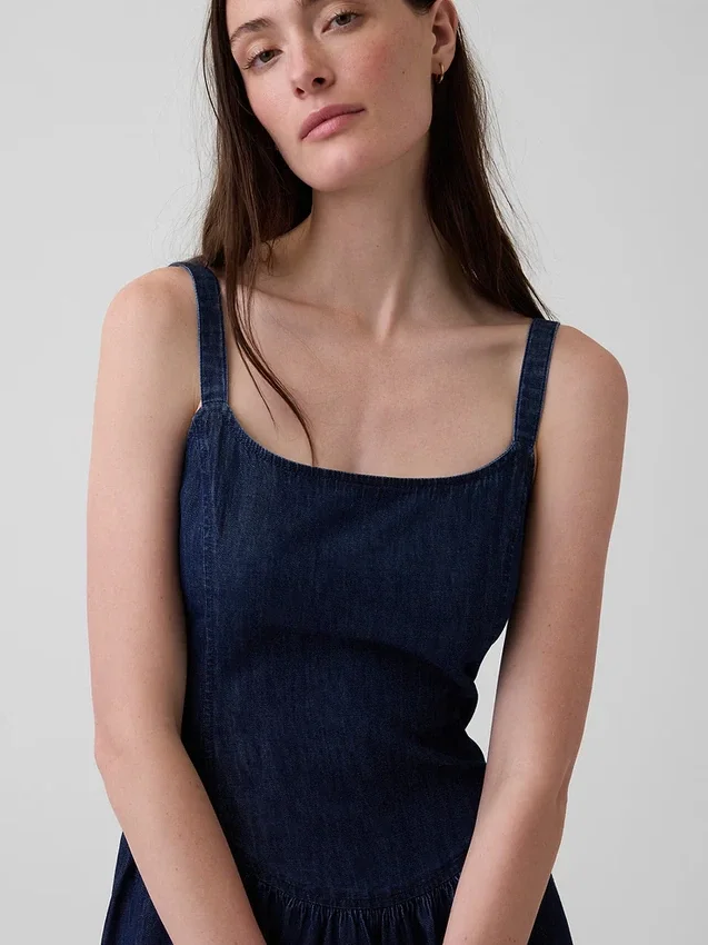 Miniabito in denim a vita bassa