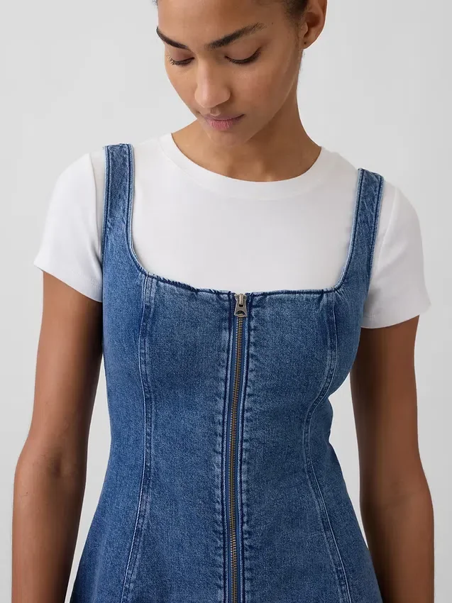 Miniabito in denim con chiusura frontale a zip