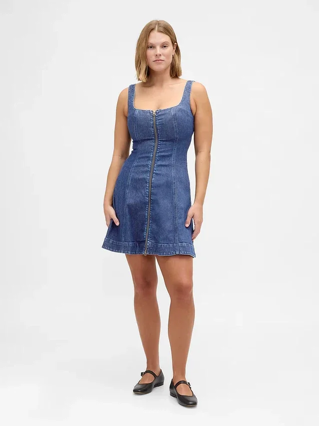 Miniabito in denim con chiusura frontale a zip
