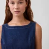 Miniabito in denim con scollo a barchetta