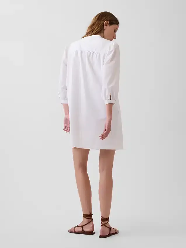 Miniabito in popeline con collo Henley