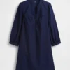 Miniabito in popeline con collo Henley