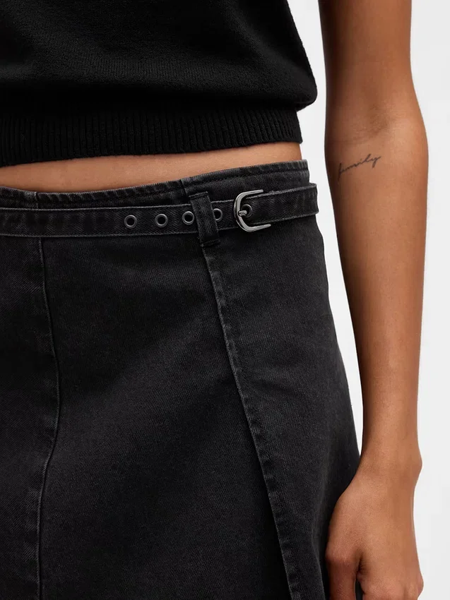 Minigonna in denim con cintura