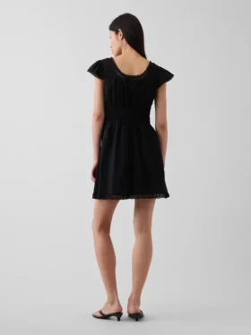 Minivestito con scollo rotondo e bordi in pizzo