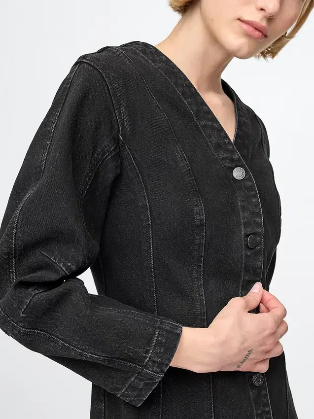 Minivestito in denim con maniche a campana