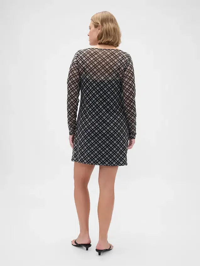 Minivestito in rete con scollo a barchetta