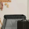 Pacchetto Babybjorn con lettino da viaggio Light e lenzuolo con angoli