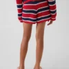 Pantaloncini a righe all'uncinetto per bambini