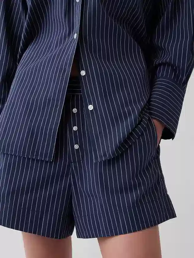 Pantaloncini a righe in popeline di cotone biologico