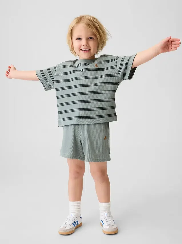 Pantaloncini a waffle neonato & bebè con vestibilità a pantaloncino
