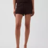 Pantaloncini comodi all'uncinetto in 100% cotone