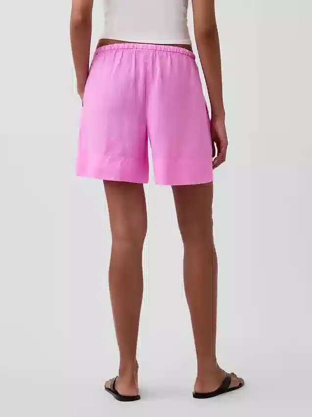 Pantaloncini comodi in misto lino da 6"