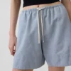 Pantaloncini comodi in misto lino da 6"