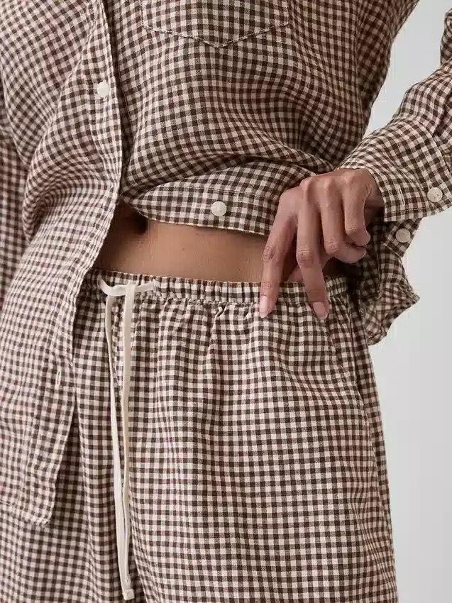Pantaloncini comodi in misto lino da 6"