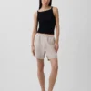 Pantaloncini comodi in misto lino da 6"