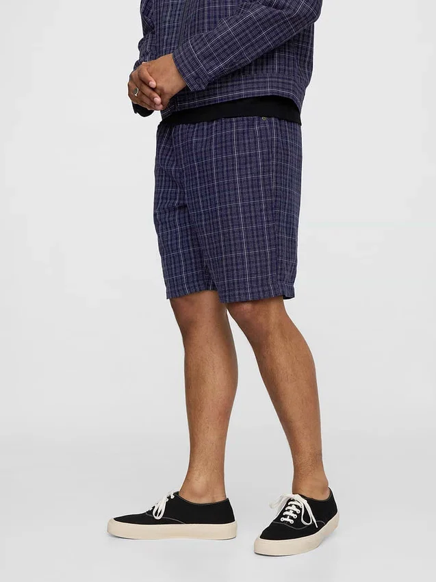 Pantaloncini comodi in misto lino e cotone da 9"