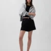 Pantaloncini corti a vita media da 4", morbidissimi e dal taglio morbido