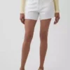 Pantaloncini corti a vita media da 4", morbidissimi e dal taglio morbido