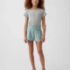 Pantaloncini da bambino in garza di cotone con orlo a farfalla