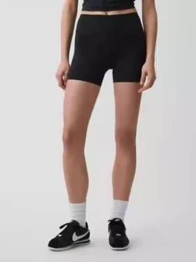 Pantaloncini da ciclismo GapFit Smooth da 4″