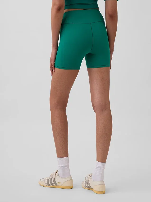 Pantaloncini da ciclismo GapFit Smooth da 4"